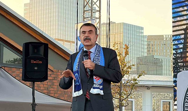 Bakan Tekin: "Sosyal medyada hem içerik üreticileri hem de yapımcı şirketler yeterince hassas davranmıyorlar"