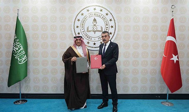 Bakan Tekin, Suudi Arabistan Eğitim Bakanı El-Benyan'la görüştü
