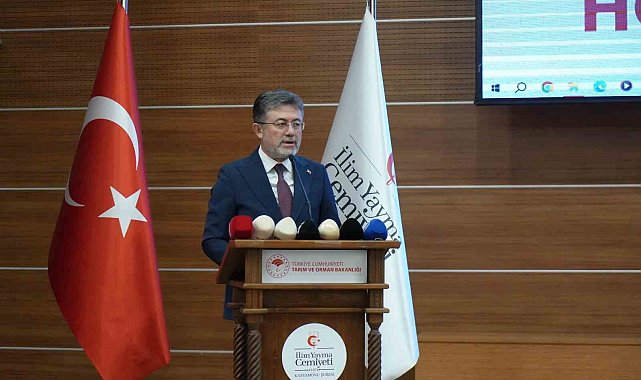 Bakan Yumaklı: "Gençlerimizin milli, manevi değerlerle en donanımlı bir şekilde yetiştirilmesi bizim temel önceliğimiz"