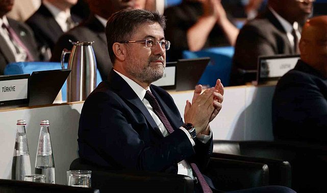 Bakan Yumaklı: "Türkiye olarak önümüzdeki 10 yılı kapsayan bir Ulusal Su Planı hazırladık"