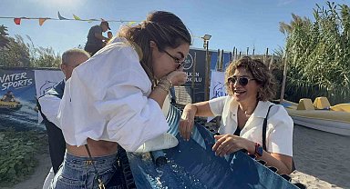 Balık festivalinde 6 bin yavru balık denizle buluştu