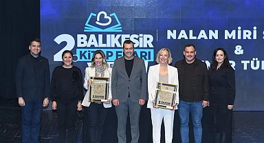 Balıkesir Kitap Fuarı'na yoğun ilgi sürüyor