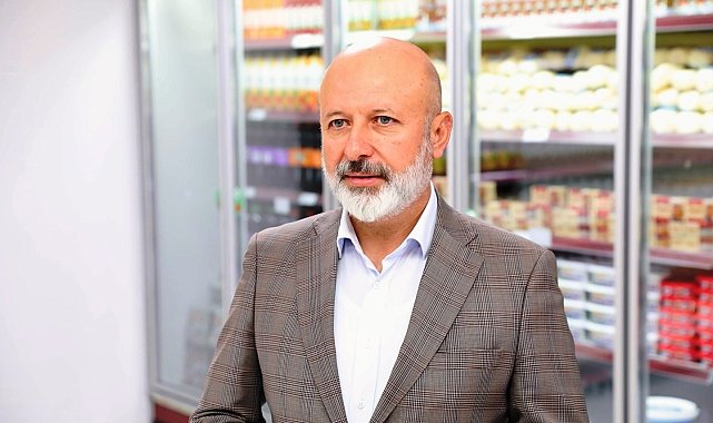 Başkan Çolakbayrakdar: "Paranın geçmediği mağazalarda hemşehrilerimizin yanındayız"