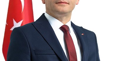 Başkan Dökmeci, "Cumhuriyetimizi geleceğe taşımak hepimizin en önemli sorumluluğudur"