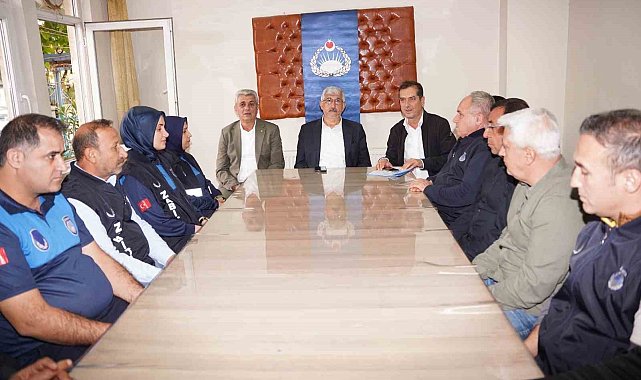 Başkan Hallaç, zabıta ekipleriyle bir araya geldi