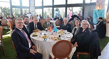 Başkan Şadi Özdemir'den muhtarlara 'birlikte mücadele' çağrısı