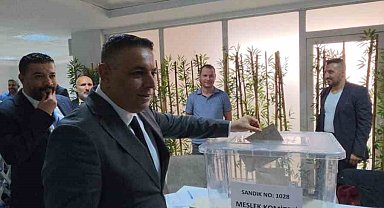 Başkan Sadıkoğlu, oyunu kullandı