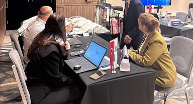 Başkan Uğurlu; "Üretim gücümüzü tasarım ve markalaşmayla daha ileri taşıyoruz"