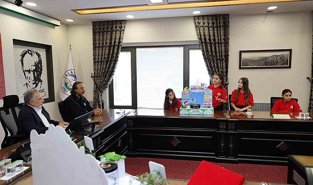 Başkan Yalçın'dan Talas'ın genç kaşiflerine 4x4'lük tebrik