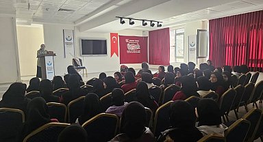 Bayburt'ta öğrencilere sabır ve tevekkülün önemi anlatıldı