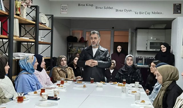 Bayburt'ta üniversite öğrencileriyle hadis sohbeti yapıldı