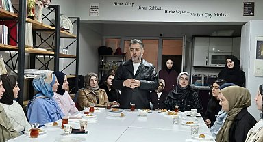 Bayburt'ta üniversite öğrencileriyle hadis sohbeti yapıldı