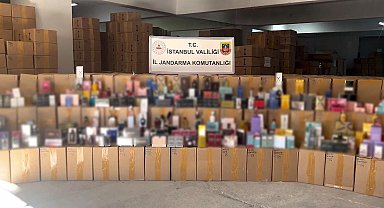 Bayrampaşa'da piyasa değeri 350 milyon TL olan dünyaca ünlü markalara ait sahte parfüm ele geçirdi