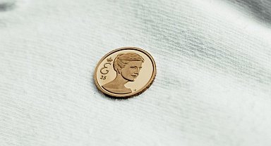 Belçika'da Prenses Elisabeth'in 25. yaşına özel altın hatıra parası ve posta pulu