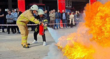 Belediye personeline yangın söndürme tatbikatı
