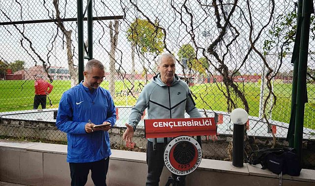 Bernd Storck: "Galatasaray'a karşı iyi bir maç çıkaracağımızı düşünüyorum"