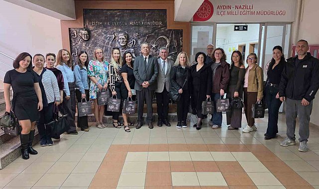 Beşeylül Ortaokulu misafirleri İlçe Milli Eğitim Müdürü Güner ile görüştü