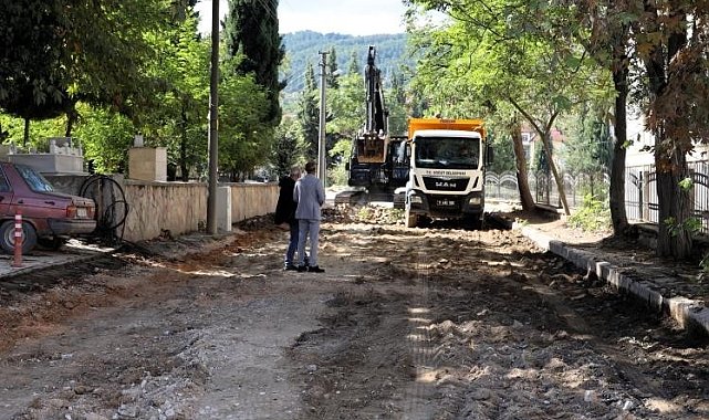 Bilecik'te 10 bin metrekarelik alanda üstyapı dönüşümü başladı