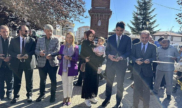 Bilecik'te Filistin için hayır çarşısı kuruldu
