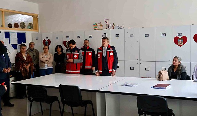 Bilecik'te öğrencilere afet tatbikatı