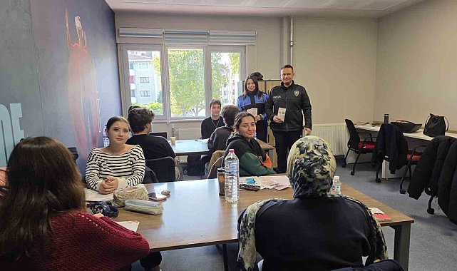 Bilecik'te öğrencilere KADES ve dolandırıcılık uyarısı