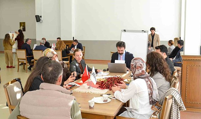 Bilecik'te tescilli 'Çukurören Biberi Analiz Çalıştayı' gerçekleştirildi