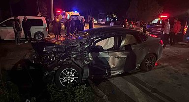 Bilecik'te tır ile otomobil çarpıştı: 5 yaralı