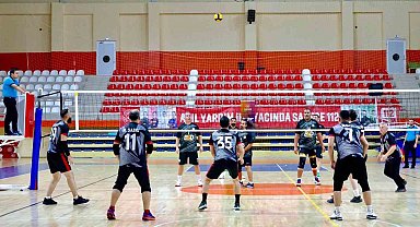 Bilecik'te voleybol şampiyonları belli oldu