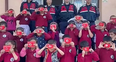 Bilecik'te jandarma öğrencilerle bir araya geldi