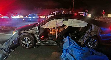 Bingöl'de otomobil bariyere çarptı: 2 ölü, 2 yaralı