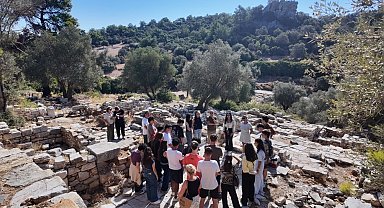 Bodrum'da öğrenciler Pedasa Antik Kenti'nde tarih ve doğayla buluştu