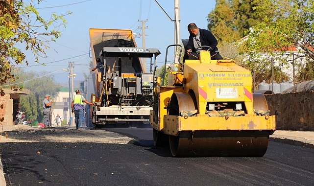 Bodrum'da yol çalışmaları dört mahallede sürüyor