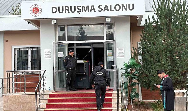 Bolu Belediyesi 'irtikap' davasında mütalaaya karşı savunmalar tamamlandı: Duruşmaya karar arası verildi