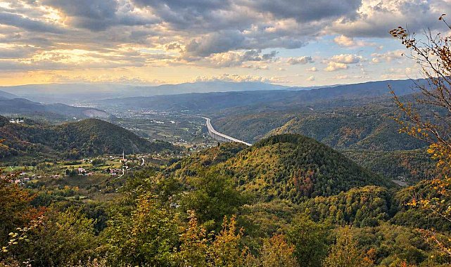 Bolu Dağı'nda sonbahar manzarası