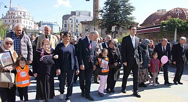 Bolu'da 1 Ekim Dünya Yaşlılar Günü için farkındalık yürüyüşü düzenlendi