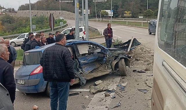 Boyabat'ta 3 araçlı kaza: 1 yaralı