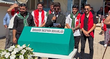 Böyle düğün görülmedi: Damadı çatıya çıkarıp tepsi tepsi yemek istediler