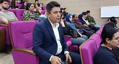 Boyraz'dan öğrencilere milli hızlı tren yorumu: "'Benim de bu trende eserim var' diyebilirsiniz"