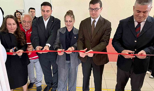 Bozdoğan Meslek Yüksekokulu Kızılay Kampüs Mağazası'nın açılışı yapıldı