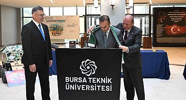 BTSO Başkanı Matlı'dan Bakan Kacır'a Bursaspor atkısı