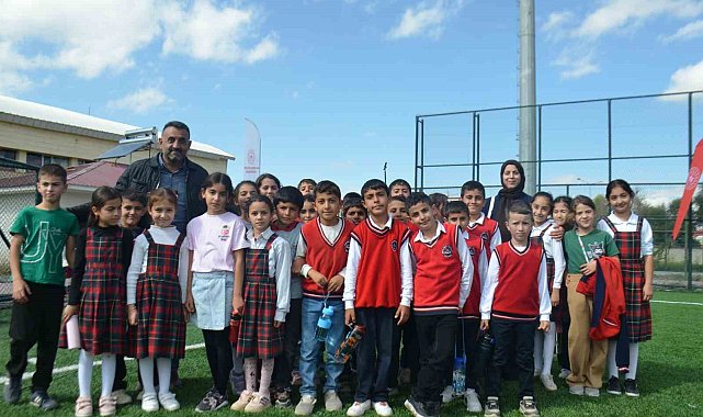Bulanık'ta 'Geleneksel Spor Şenliği' renkli görüntülere sahne oldu