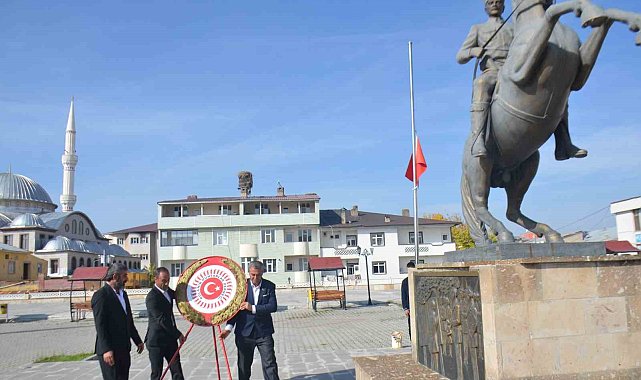 Bulanık'ta muhtarlar günü törenle kutlandı