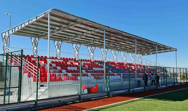 Bünyan Stadyumu'nda 500 kişilik tribün tamamlandı
