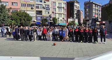 Burhaniye de Amatör Spor Haftası törenle başladı