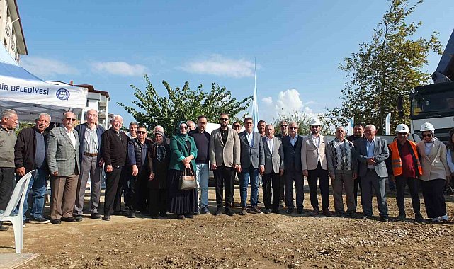 Burhaniye'de yeni cami temeli atıldı