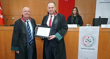 Bursa Barosu'nda Yener Poroy dönemi resmen başladı