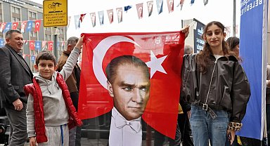 Bursa Büyükşehir'den 29 Ekim'e özel 'Ata Posteri'