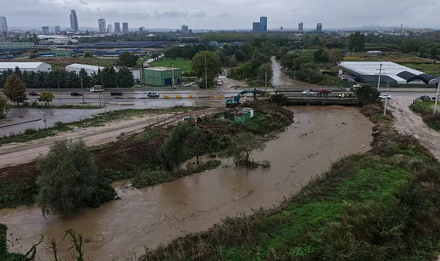 Bursa Büyükşehir'den yağışta 645 olaya müdahale