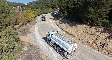 Bursa Keles'in üç mahallesinde yol mesaisi
