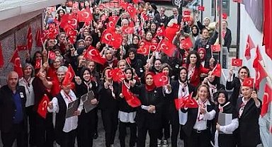 Bursa Olgunlaşma Enstitüsü'nde coşkulu Cumhuriyet Bayramı kutlaması